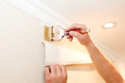 Pose de papier peint à Coupelle-Vieille — revêtements muraux et toiles de verre